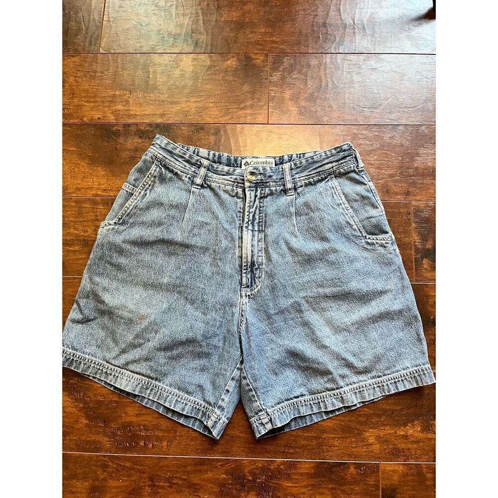 Vintage Columbia Y2K High Waisted Womens Short Size 8